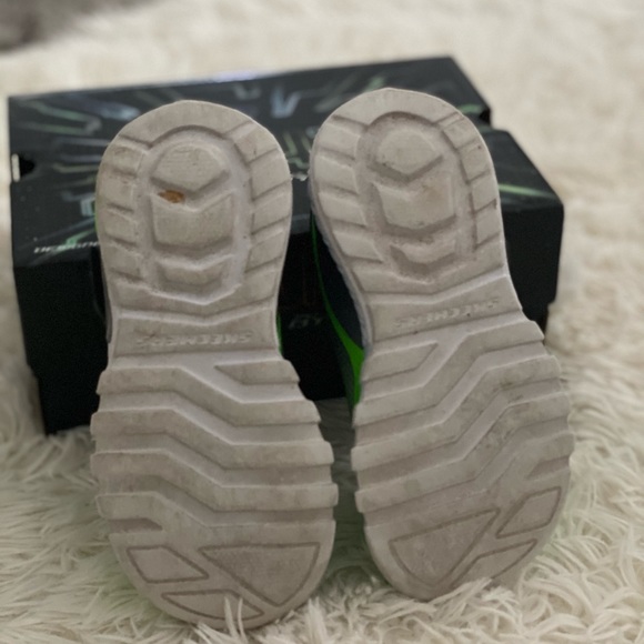 Skechers S-Lights - Picture 4 of 4